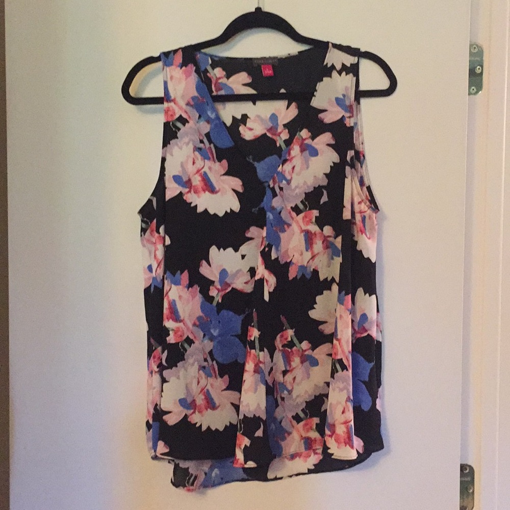 Vince camuto tank top